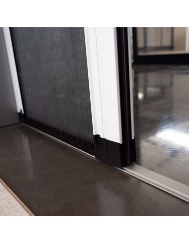 rail au sol moustiquaire plissée